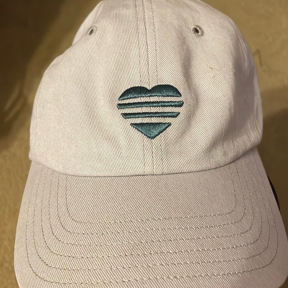 Adidas grey purple cap